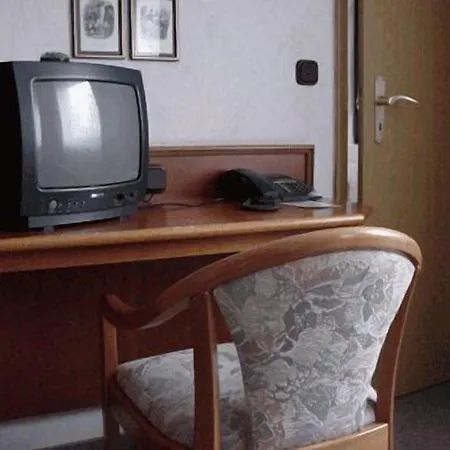 Bei Liebe's Hotel 3*