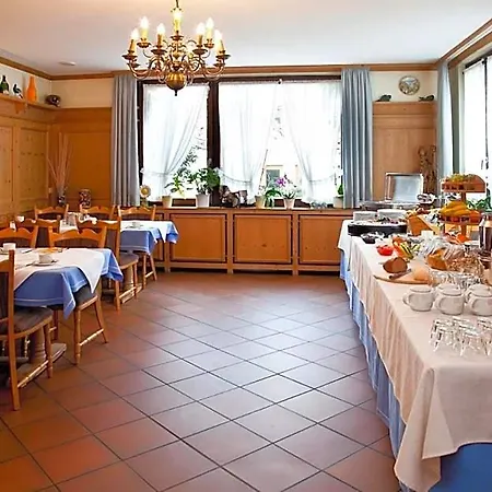Bei Liebe's Hotel