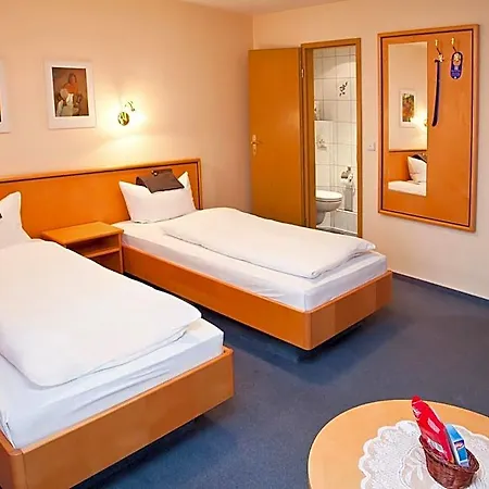 Bei Liebe's Hotel
